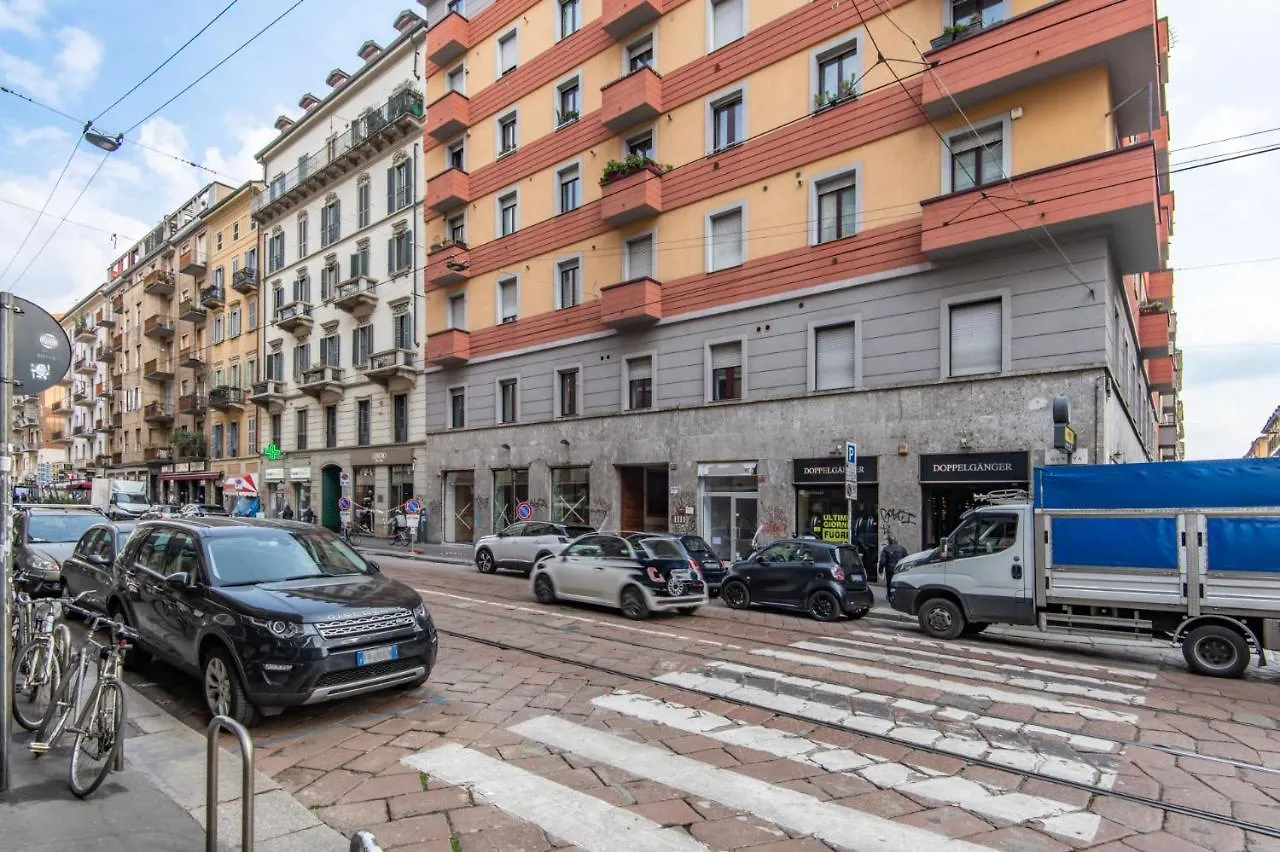 Apartment Easylife - Coccole E Comfort - Bilocale Caldo Ed Accogliente A Due Passi Dai Navigli E Metro Verde Milan Italy
