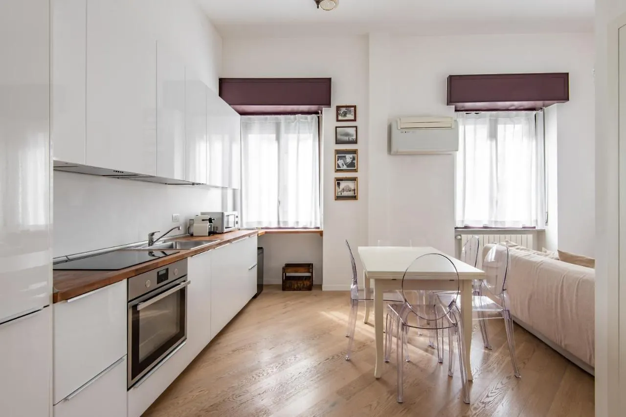 Apartment Easylife - Coccole E Comfort - Bilocale Caldo Ed Accogliente A Due Passi Dai Navigli E Metro Verde Milan Italy